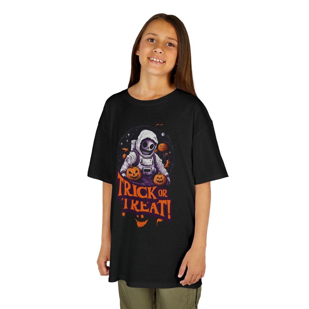 Kids Halloween 'Trick or Treat' Astronaut T‑Shirt | Cr8tive Designs