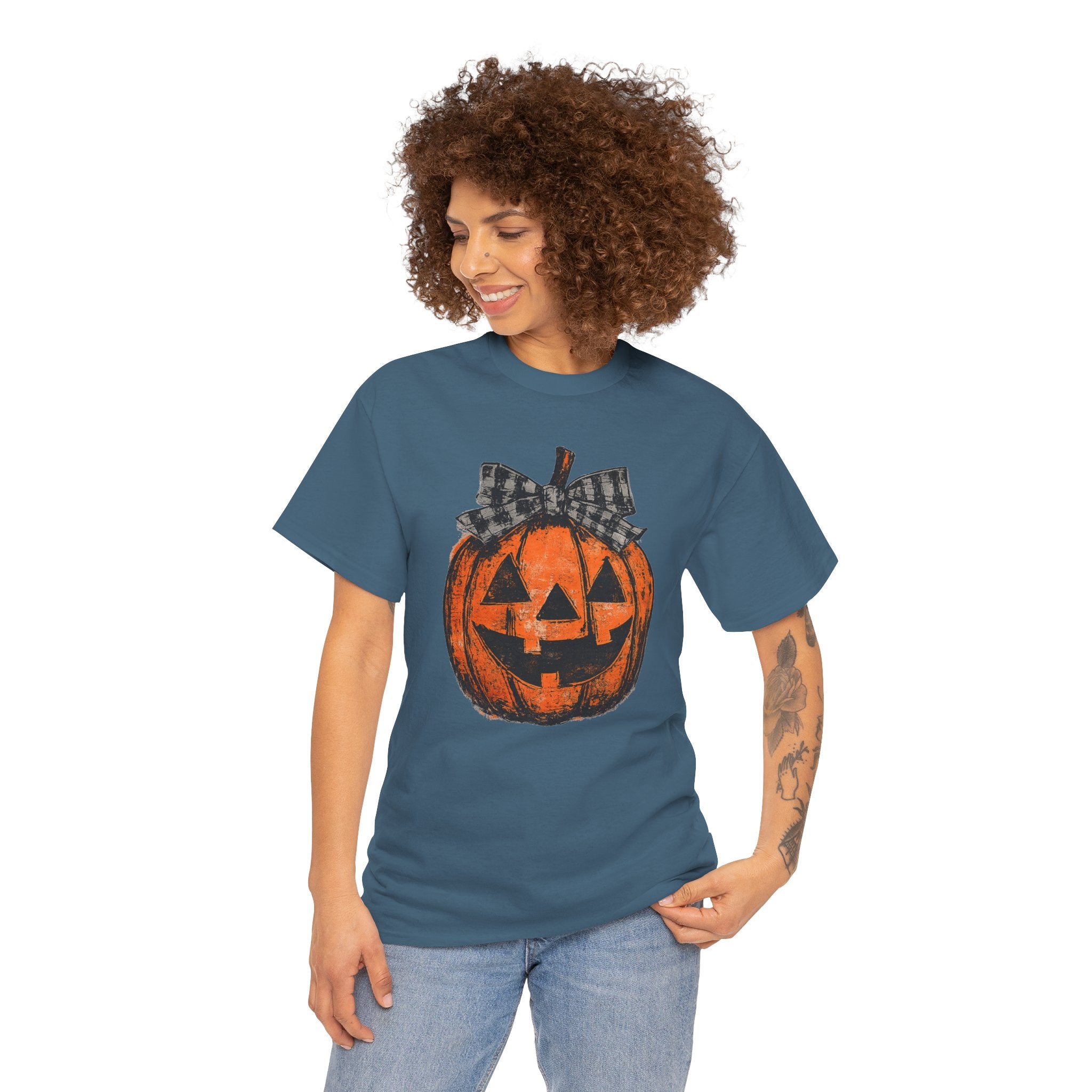 Distressed Pumpkin Bow Tee | Vintage Halloween T-Shirt | Cr8tive Designs