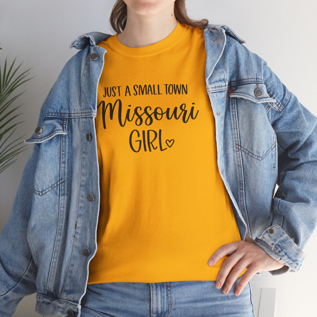 Small Town Missouri Girl | Country-Inspired Graphic Tee | Cr8tive Designs
