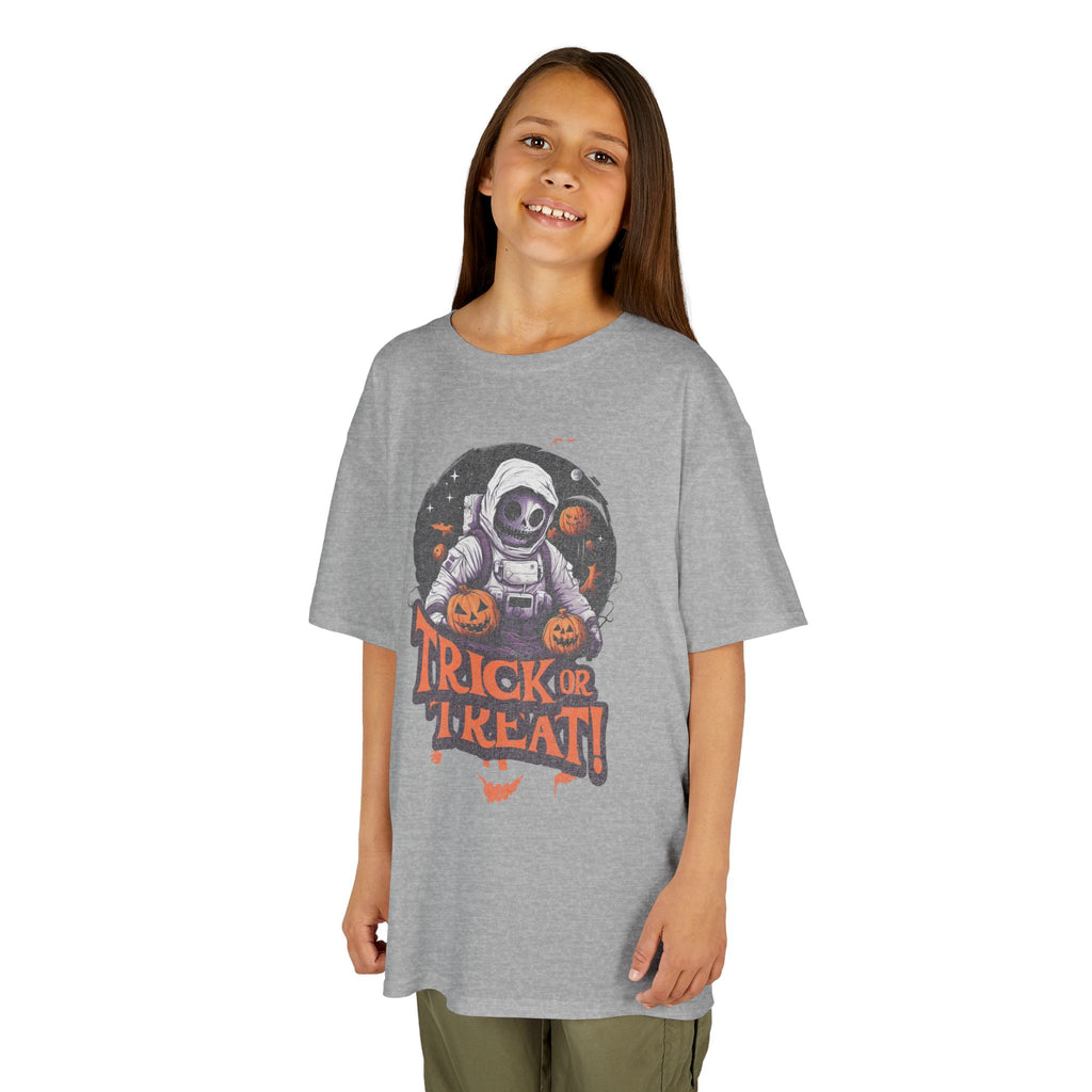 Kids Halloween 'Trick or Treat' Astronaut T‑Shirt | Cr8tive Designs